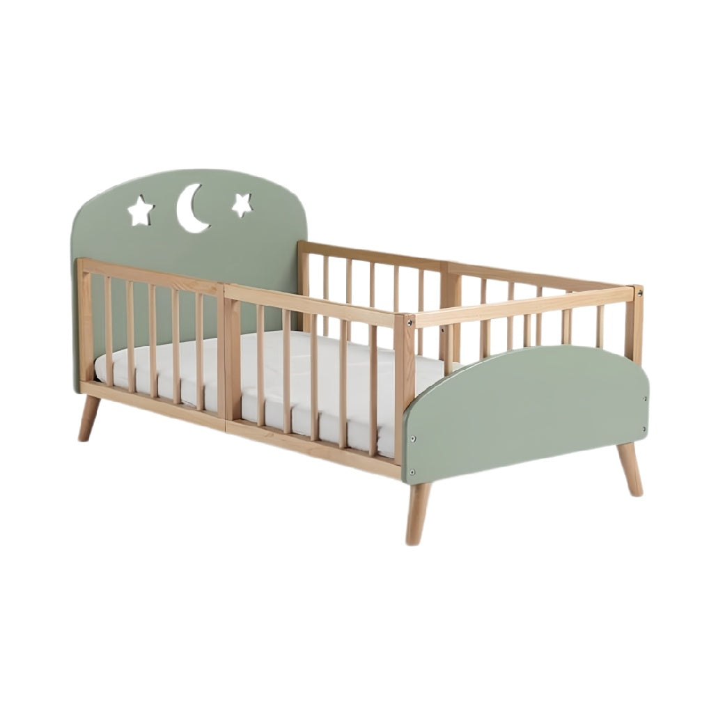 **Houten peuterbed met sterren- en maanontwerp**